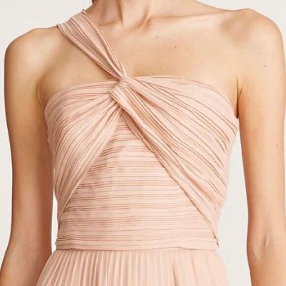 Halston Naomi Pink Pleated Twist One Shoulder Silky Evening Top NWT Size 12 - Picture 1 of 8